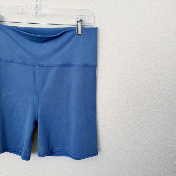 [Vuori] Heathered Blue All The Feels High Rise Workout Bike Shorts 5" Inseam XL - Picture 5 of 10